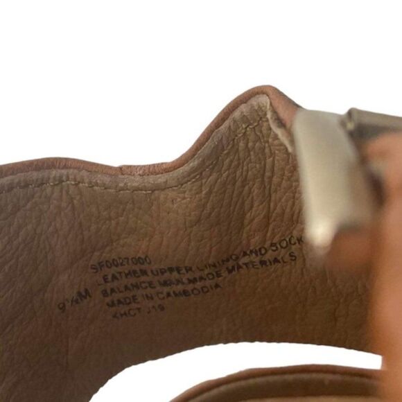 NEW Sofft Melina Size 9.5 Leather Buckle Ankle Strap Open Toe Block Heel Sandals - Picture 9 of 16